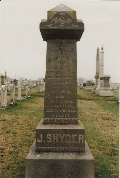 Joseph Snyder and Judith Deisher tombstone