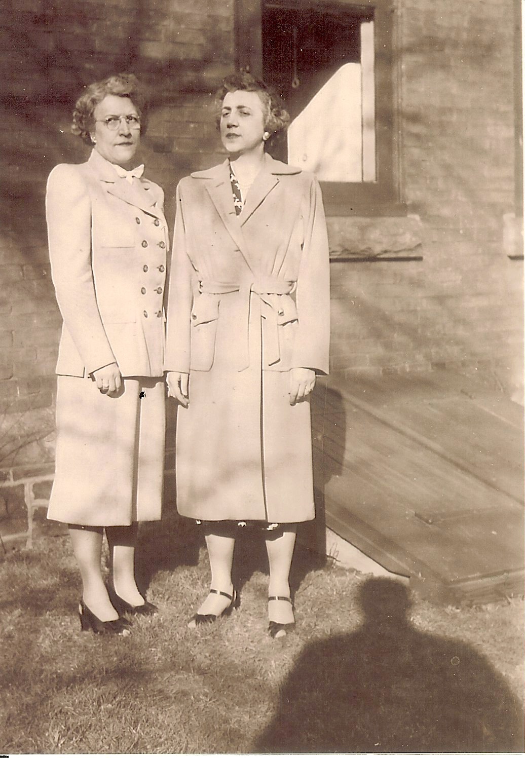 Verna and Alma Greulich