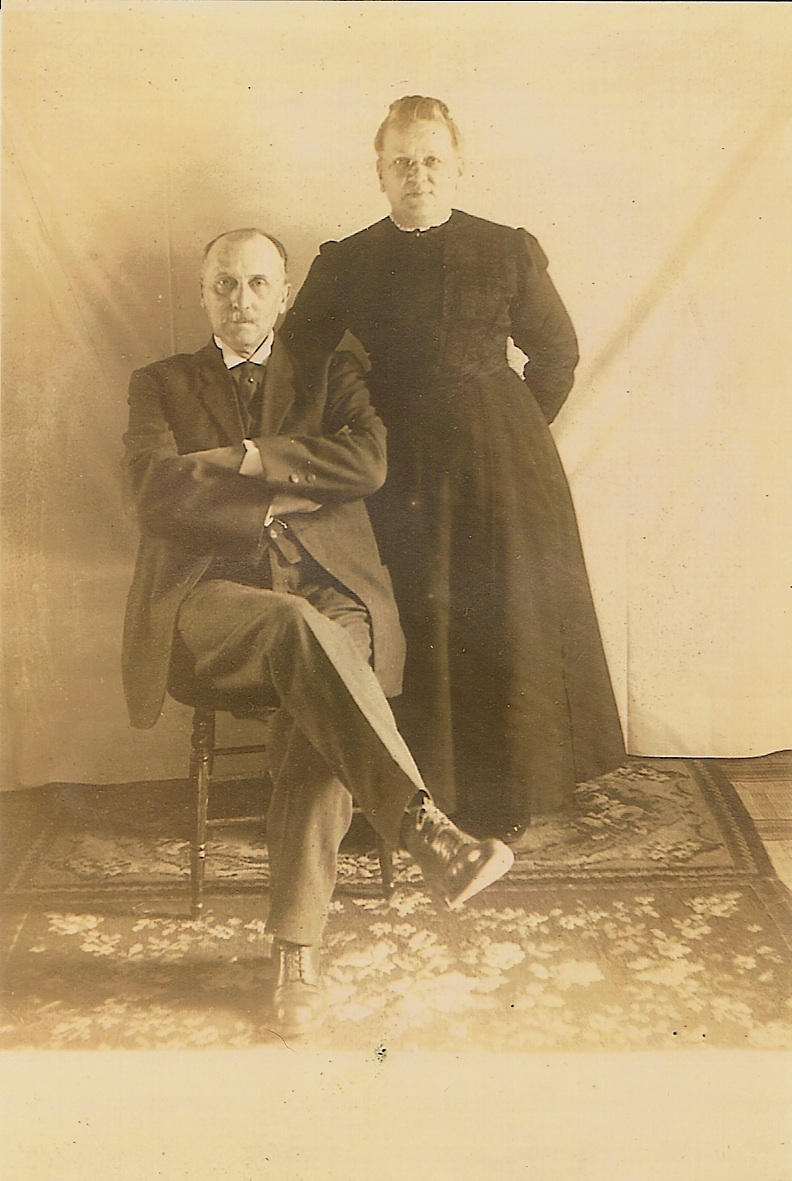 Emanuel and Alavesta Wieder ca1915