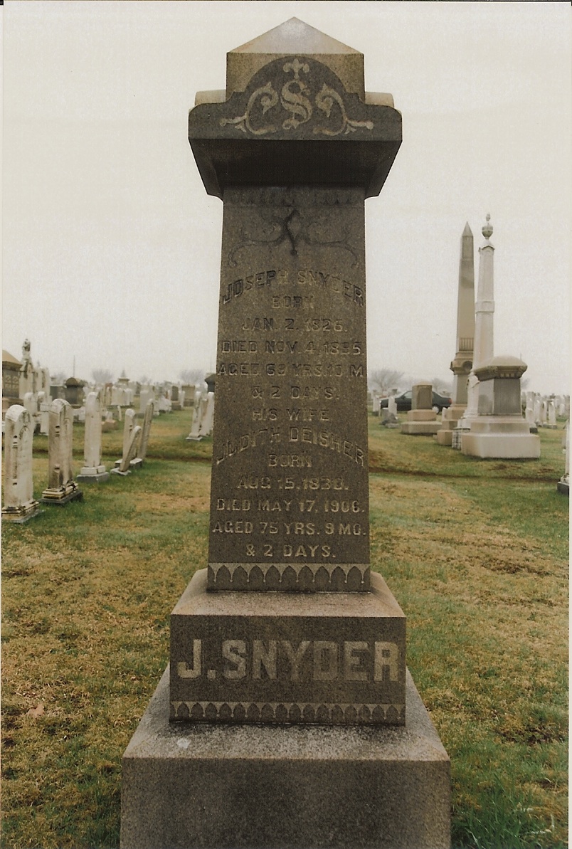 Joseph Snyder and Judith Deisher tombstone